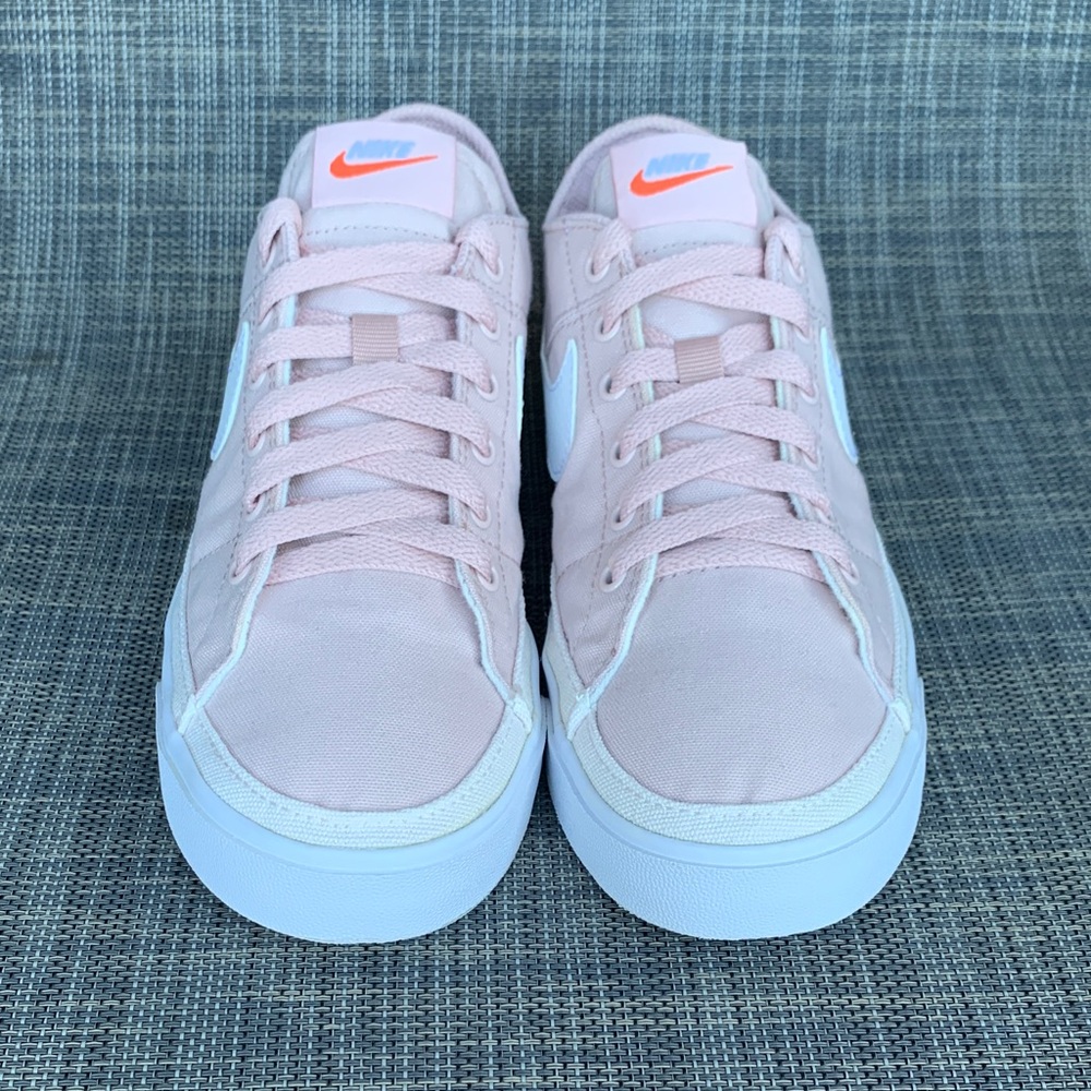 Nike Pink and White Women's Sneakers - Picture 4 of 12